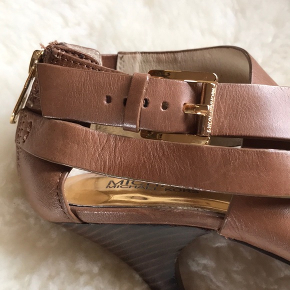 MK - leather strap heel - Picture 3 of 4